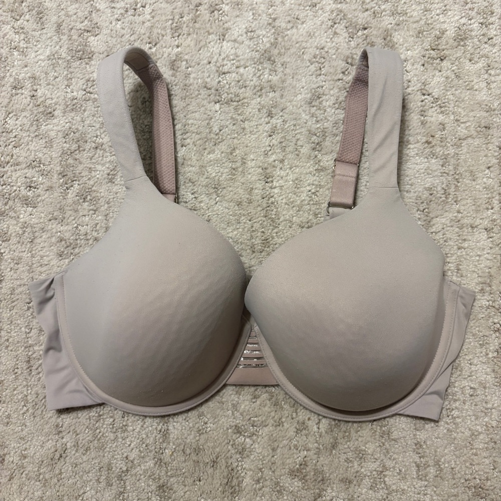 Joyspun T-Shirt Bra Womens Size 38DD Beige Underwire Back Closure Lightly Lined